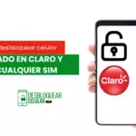 Mano sosteniendo un smartphone con un candado desbloqueado y el logo de Claro. Desbloqueo de Claro para cualquier SIM.