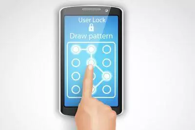 Desbloqueo manual de un teléfono Motorola con patrón de bloqueo. Combinación de seguridad perfecta.